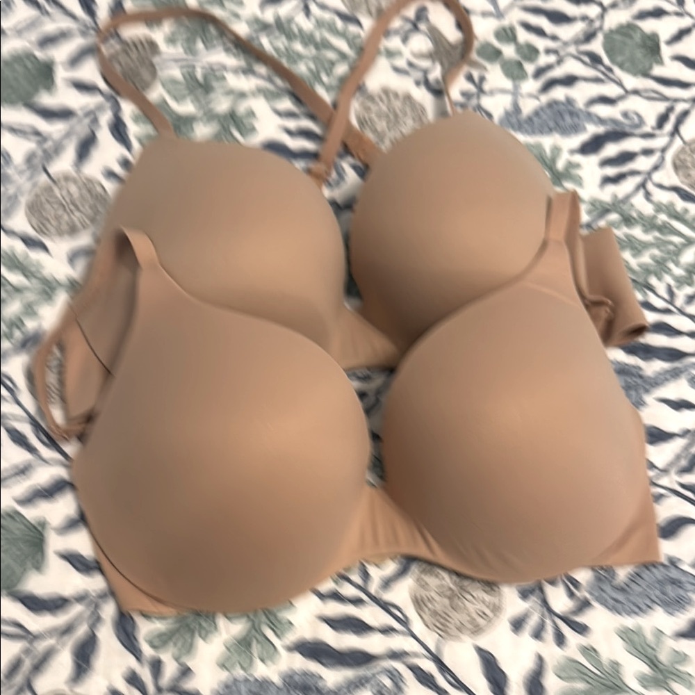 Victorias Secret Nude Push-up Bras